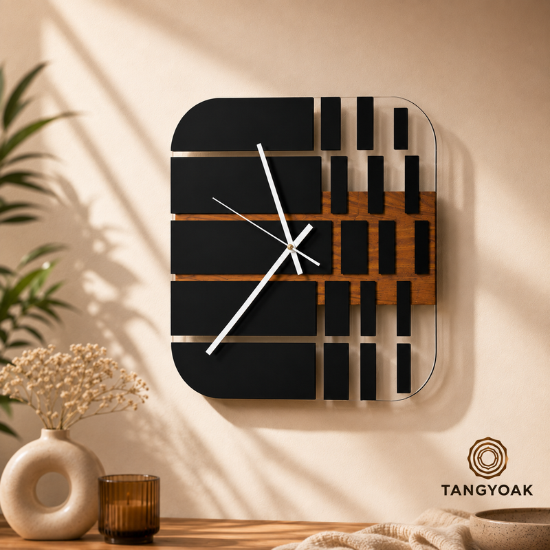 Deluxe - Wall Clock