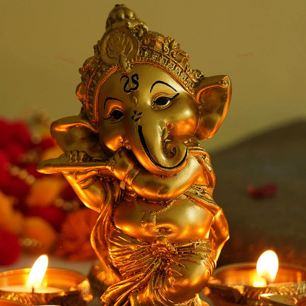 Ganesh with Bansuri - Diya