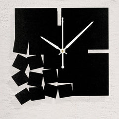 Broken - Wall Clock
