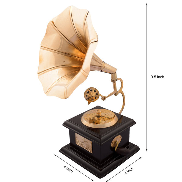 Antique Gramophone - Table decor