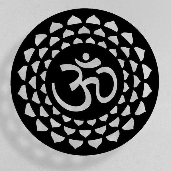 OM Rangoli - Wooden Acrylic Wall Decor || Wall Hanging