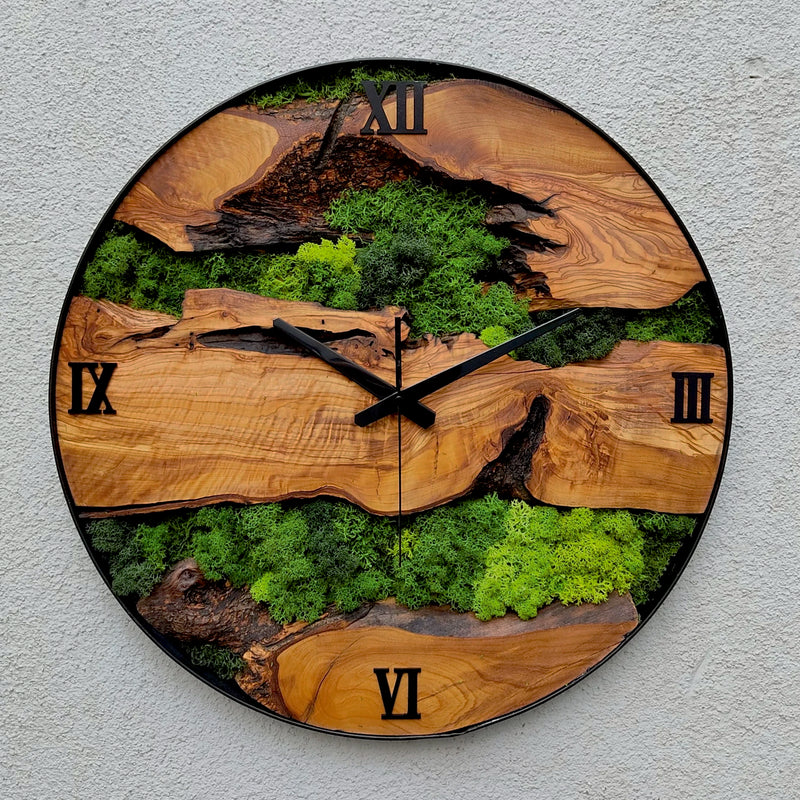 Moss Bark Wood - Wall Clock
